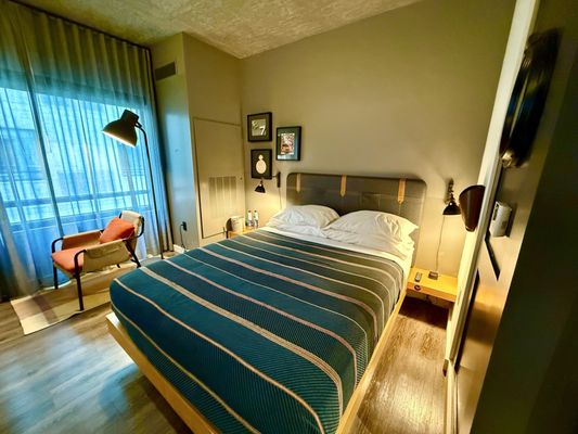 Moxy San Diego Downtown/Gaslamp Quarter by null