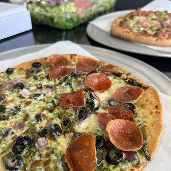 NOHO Pizza Man - Keto crust pizza with pesto sauce - Make Your Own Pizza - Pizza Near Me - North Hollywood, California NOHO Pizza Man - Keto crust pizza with pesto sauce - Make Your Own Pizza - Pizza Near Me - North Hollywood, California