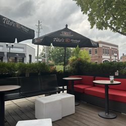 Tini - Outside patio