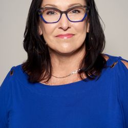 Sloan Optometry - Meet Tammy, she is our office manager and another one of our amazing opticians!