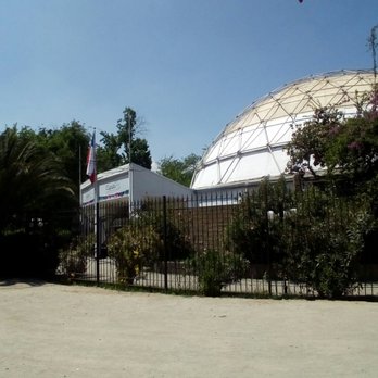 Teatro La Cúpula - Lateral del acceso - Music Venues Near Me - Santiago, RM Teatro La Cúpula - Lateral del acceso - Music Venues Near Me - Santiago, RM