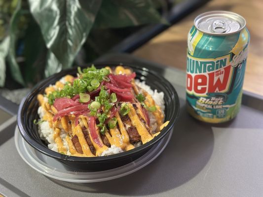 Belly & Snout by null