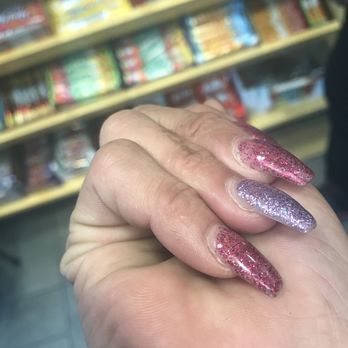 Wonder Nails - After 4 days. Nails are thin, lumpy, all different lengths, need a fill only after 4 days. Asked for them to redo them and was rushed out. - Nail Salons Near Me - Chesapeake, Virginia Wonder Nails - After 4 days. Nails are thin, lumpy, all different lengths, need a fill only after 4 days. Asked for them to redo them and was rushed out. - Nail Salons Near Me - Chesapeake, Virginia