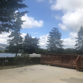 Lake Nahwatzel Resort - Deck with a view - Resorts Near Me - Shelton, Washington Lake Nahwatzel Resort - Deck with a view - Resorts Near Me - Shelton, Washington