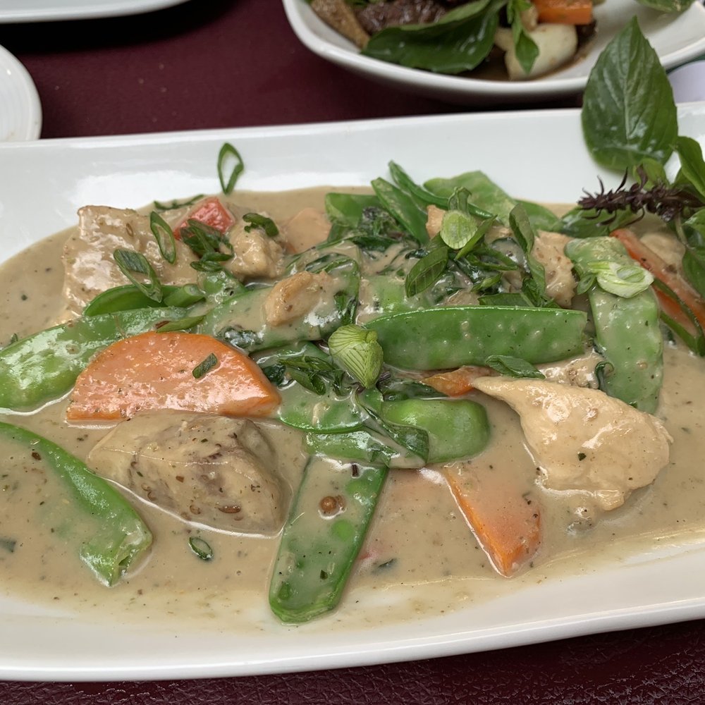 Archie's Wok - Green chicken curry - Asian Fusion Near Me - Puerto Vallarta, JAL