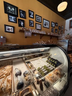 D'Amato's Bakery by null