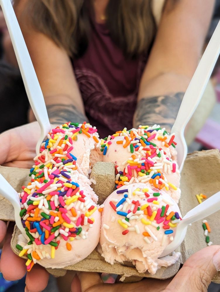 Lil & John's Sweetreat