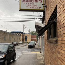 Mancini's Bakery