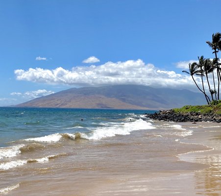 The Hale Pau Hana by null