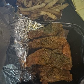 Bus Loop Burgers - 8pc wings 8pc Combo - Burgers Near Me - St Ann, Missouri Bus Loop Burgers - 8pc wings 8pc Combo - Burgers Near Me - St Ann, Missouri