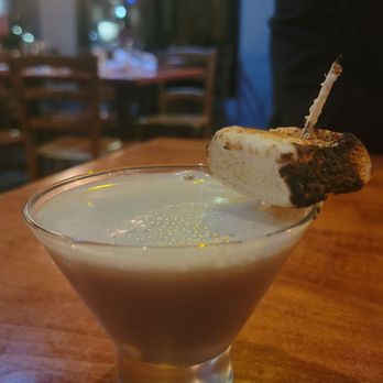 Fins Bistro - S'mores Martini - Seafood Near Me - Issaquah, Washington Fins Bistro - S'mores Martini - Seafood Near Me - Issaquah, Washington