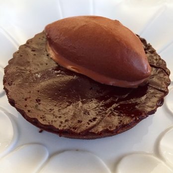 Glass Light - Chocolate Tart With Sorbet - New American Near Me - Norfolk, Virginia