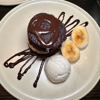 Altera - Chocolate cake - American Near Me - Saint Paul, Minnesota
