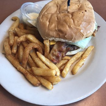 Surf Diner - Bacon Cheeseburger and Fries - Seafood Near Me - Surfside Beach, South Carolina Surf Diner - Bacon Cheeseburger and Fries - Seafood Near Me - Surfside Beach, South Carolina