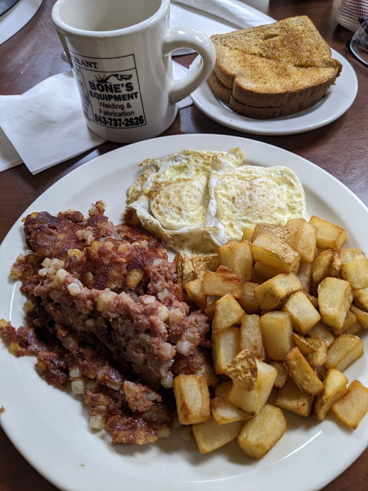 BALL & QUE RESTAURANT Updated August 2024 54 Photos & 52 Reviews