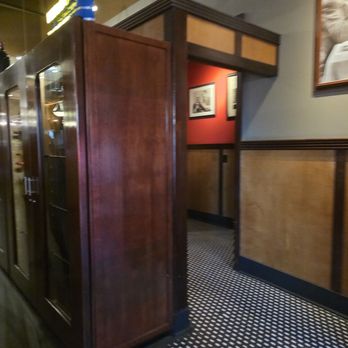 Cleveland Chop - Cleveland Chop - Interior - Steakhouses Near Me - Cleveland, Ohio