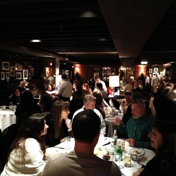 Hendrick's Tavern - Main Dining Area - Bars Near Me - Roslyn, New York