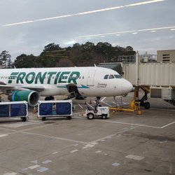 Norfolk Airport Public Observation Area - Preparing for take off