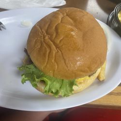 PTs Family Restaurant - Double Cheeseburger