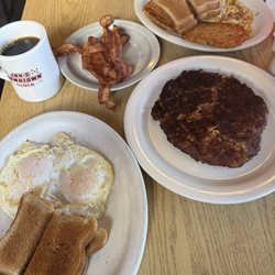 Jak's Downtown Diner - Western omelette/Corned beef Hash