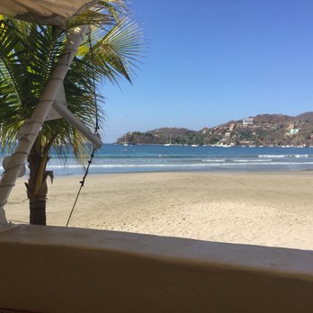 Bistro del Mar - View - Seafood Near Me - Zihuatanejo, GRO Bistro del Mar - View - Seafood Near Me - Zihuatanejo, GRO