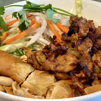 Happy Pho - Vermicelli Bowl with pork and egg rolls - Vietnamese Near Me - Costa Mesa, California Happy Pho - Vermicelli Bowl with pork and egg rolls - Vietnamese Near Me - Costa Mesa, California