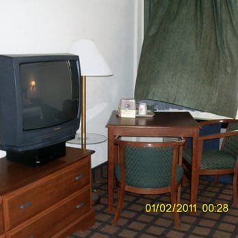 Super 8 by Wyndham Chicago IL - Hotels Near Me - Chicago, Illinois