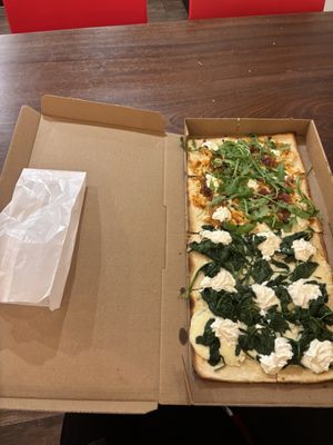 Jules Thin Crust by null