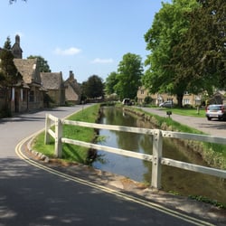 Secret Cottage Cotswold Tourism Tours - Lower Slaughter, UK