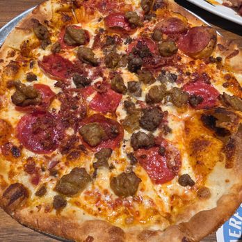 Yard House - New American Near Me - Las Vegas, Nevada