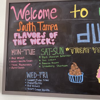 D'lites Emporium - Ice Cream & Frozen Yogurt Near Me - Tampa, Florida
