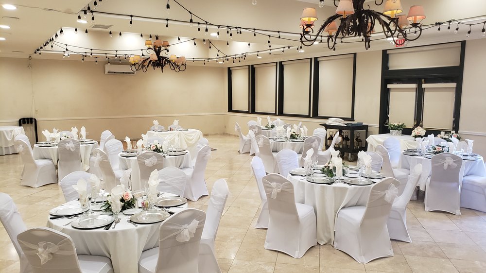 HOTEL PICCADILLY Updated May 2024 162 Photos & 275 Reviews 2305 W