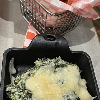 Barnwood - Manteca - Spinach & Artichoke Dip with Parmesan crust and tortillas chips - Barbeque Near Me - Manteca, California Barnwood - Manteca - Spinach & Artichoke Dip with Parmesan crust and tortillas chips - Barbeque Near Me - Manteca, California