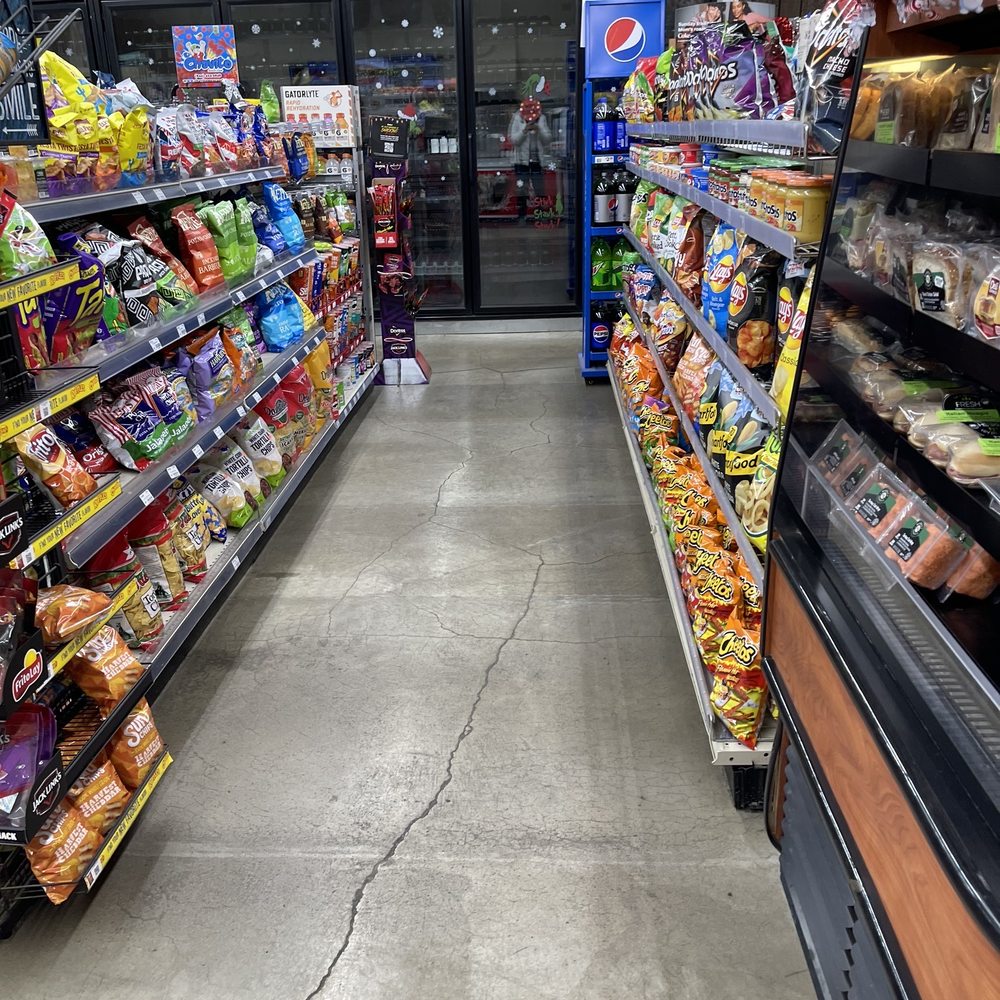 Dillard Store and Deli - Aisles - Delis Near Me - Winston, Oregon