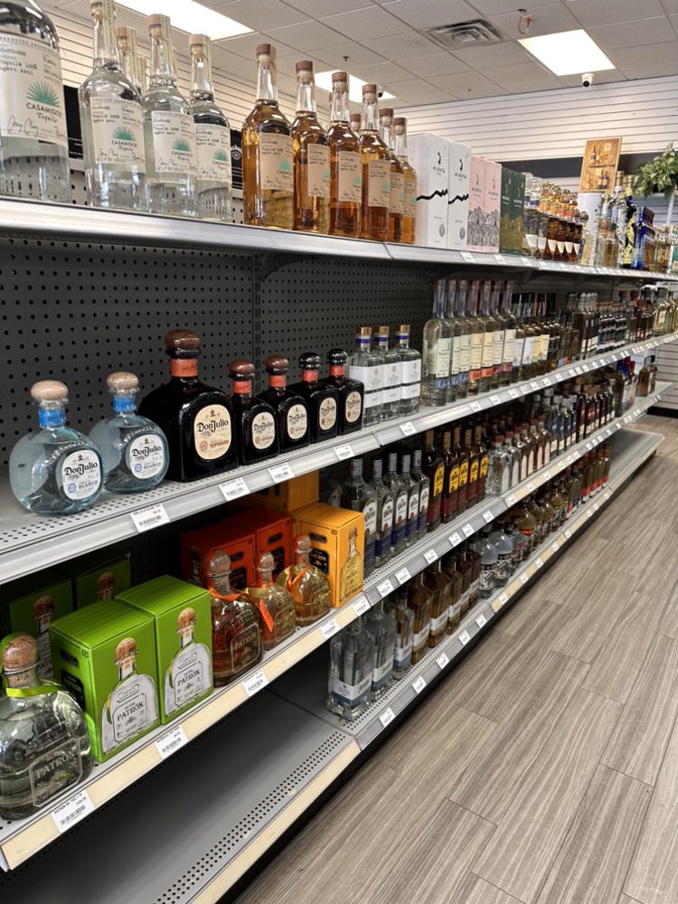 LUXE LIQUOR 10 Photos 3190 Central Expressway, McKinney, Texas