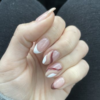 Royal Nails - Nail Salons Near Me - Seattle, Washington