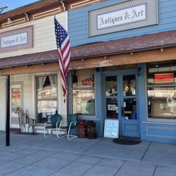 Randy's Antiques & Art - Updated photos