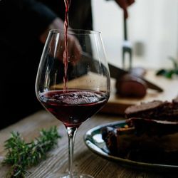 Hank’s Organic - Come dine with Us