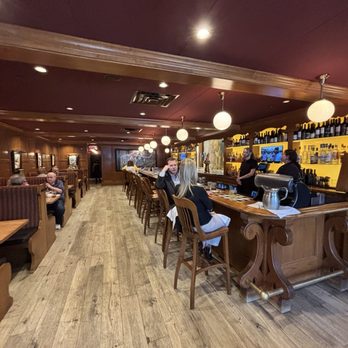 White Dog Cafe - University City - Bar area - Bars Near Me - Philadelphia, Pennsylvania White Dog Cafe - University City - Bar area - Bars Near Me - Philadelphia, Pennsylvania