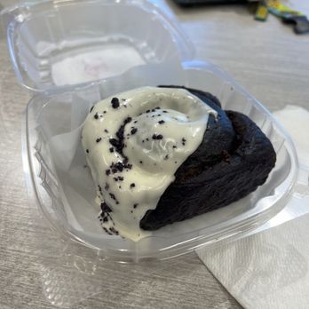 Donutste Doughnuts - ube roll - Donuts Near Me - Lake Mary, Florida Donutste Doughnuts - ube roll - Donuts Near Me - Lake Mary, Florida