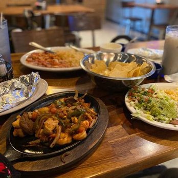 Tello's Mexican Grill - Mexican Near Me - Tulsa, Oklahoma