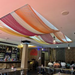 Inchin's Indian Kitchen - Ambiance
