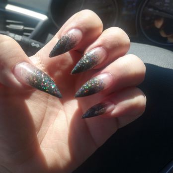 Dip nails - Yaassss - Nail Salons Near Me - North Las Vegas, Nevada