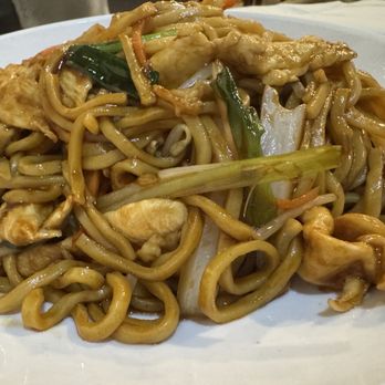 Lei's Asian Bistro - Chicken lo mein - Chinese Near Me - Columbus, Ohio Lei's Asian Bistro - Chicken lo mein - Chinese Near Me - Columbus, Ohio