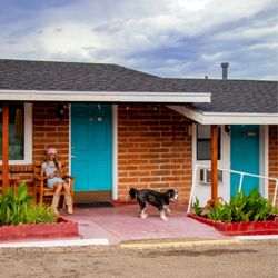 Trail Rider's Inn - Exterior and pet friendly