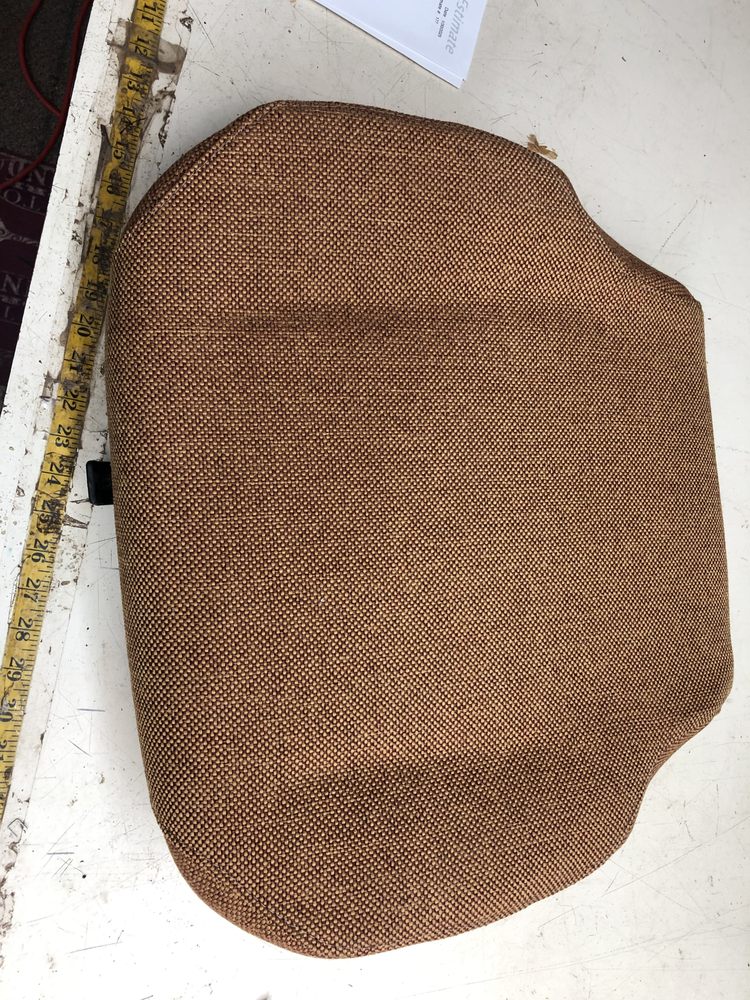 Lynn’s Upholstery - upholstery in Linwood, NE