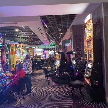 Harrah's Gulf Coast - Hotels Near Me - Biloxi, Mississippi