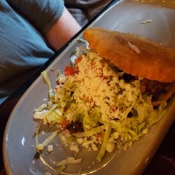 Las Comadres Taqueria Y Mariscos