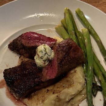Seasons 52 - New American Near Me - Cincinnati, Ohio