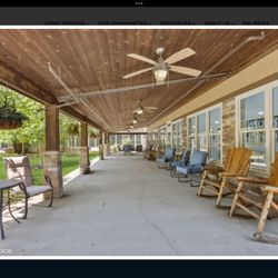 The Retreat at Canton - Rocking chair porch